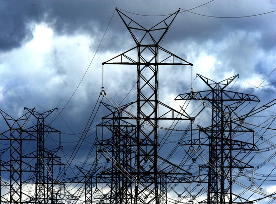 critical-infrastructure-electric-grid-cybersecurity-vulnerabilitiesrothstein-publishing